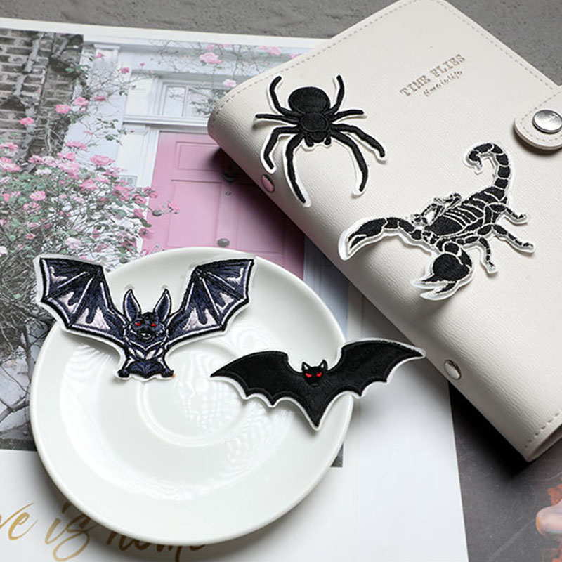 Spider Scorpion Bat Black Anim - Velcro Sew On ulasan dan harga